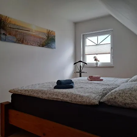 Ferienwohnung Am Nordstrand 2 *